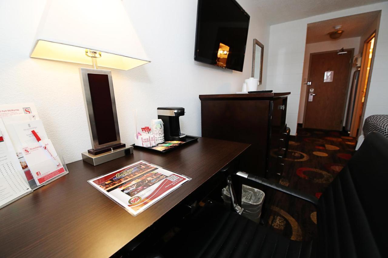 Stonebridge Hotel Fort Mcmurray Extérieur photo