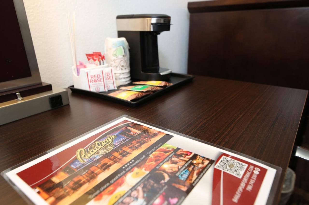 Stonebridge Hotel Fort Mcmurray Extérieur photo