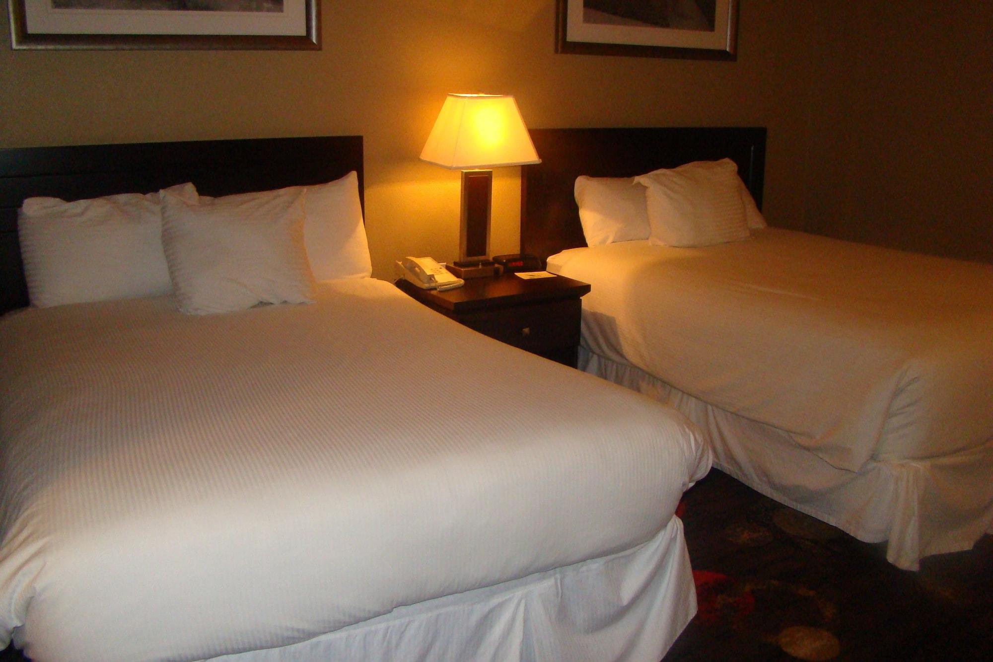 Stonebridge Hotel Fort Mcmurray Extérieur photo