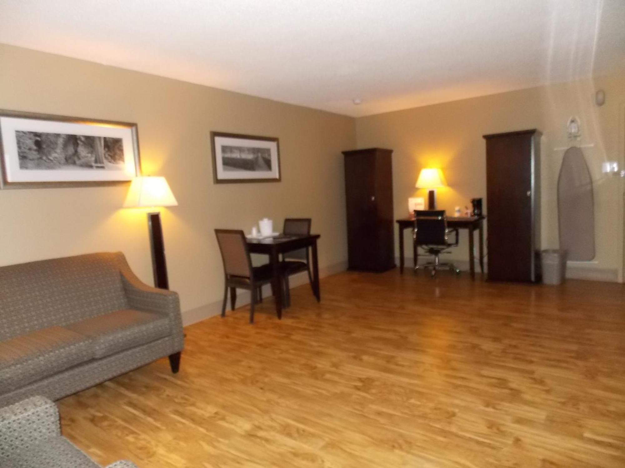 Stonebridge Hotel Fort Mcmurray Chambre photo