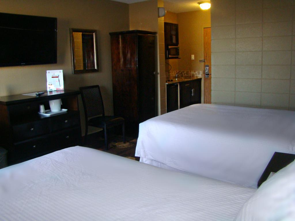 Stonebridge Hotel Fort Mcmurray Extérieur photo
