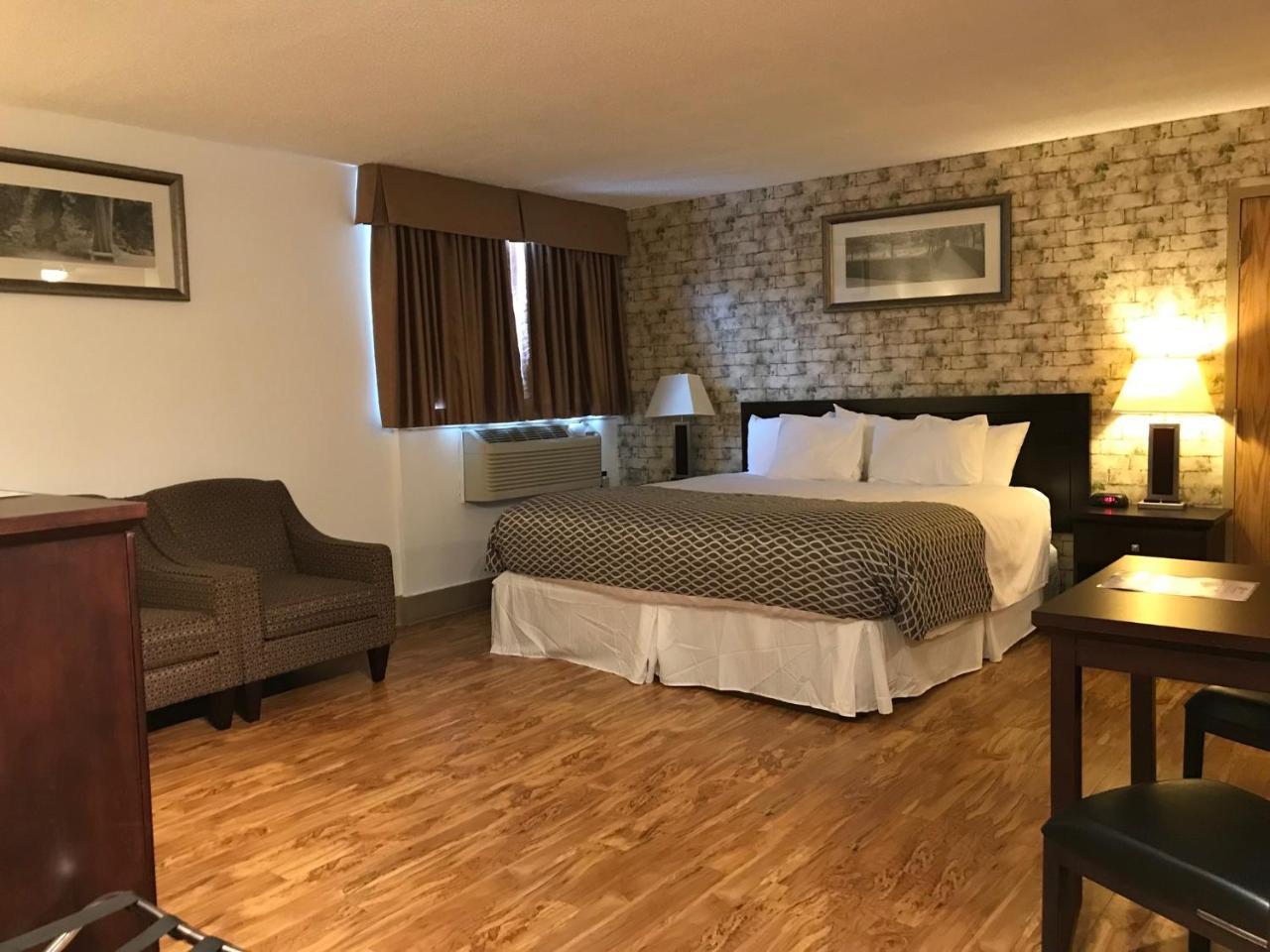 Stonebridge Hotel Fort Mcmurray Extérieur photo