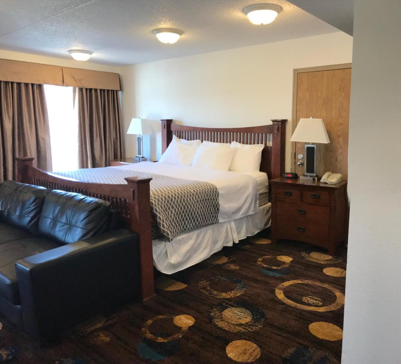 Stonebridge Hotel Fort Mcmurray Extérieur photo